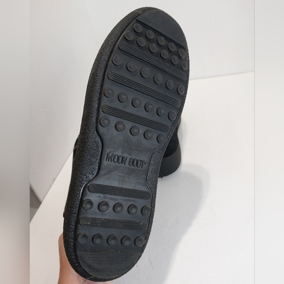 Moon Boot Mtrack Citizen Boots, Size 9|EUR 42 - Picture 10 of 14